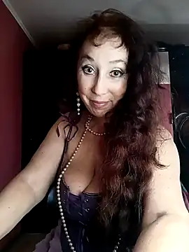 Snapshot of GypsyEsmeralda chatting on March 2025 02:01:02 PM GypsyEsmeralda online show from March 2025 02:01:02 PM