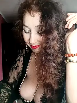 Snapshot of GypsyEsmeralda chatting on March 2025 11:44:02 AM GypsyEsmeralda online show from March 2025 11:44:02 AM