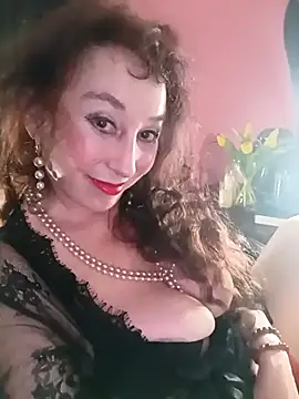 Snapshot of GypsyEsmeralda chatting on March 2025 07:36:01 PM GypsyEsmeralda online show from March 2025 07:36:01 PM