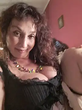 Snapshot of GypsyEsmeralda chatting on May 2026 05:00:01 PM GypsyEsmeralda online show from May 2026 05:00:01 PM