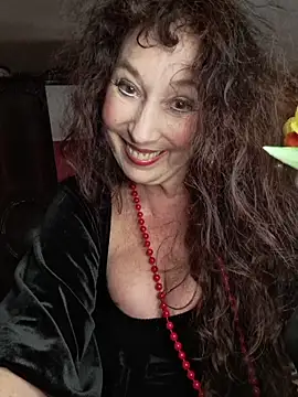 GypsyEsmeralda online show from March 2026 04:52:01 PM