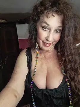 Snapshot of GypsyEsmeralda chatting on May 2026 06:23:01 PM GypsyEsmeralda online show from May 2026 06:23:01 PM
