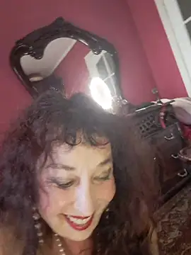 GypsyEsmeralda online show from June 2026 05:45:01 AM