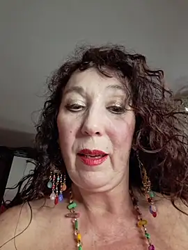 GypsyEsmeralda online show from April 2026 05:30:01 PM