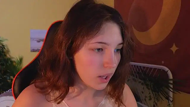 cherry lea online show from January 2025 04:59:02 PM