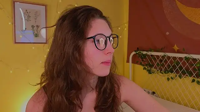 cherry lea online show from November 2025 07:25:01 PM