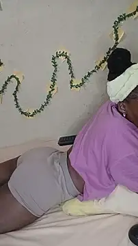 FreakySag 8888 online show from November 2025 03:21:02 AM