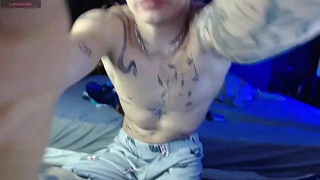 Apolo Hidalgo01 online show from April 2026 08:18:01 PM