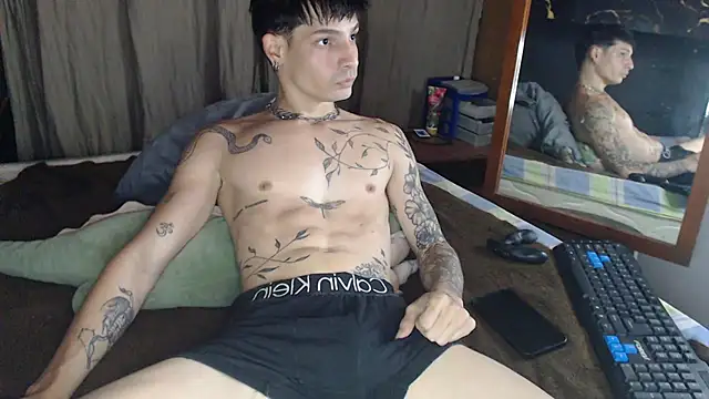 Apolo Hidalgo01 online show from April 2026 11:19:03 PM