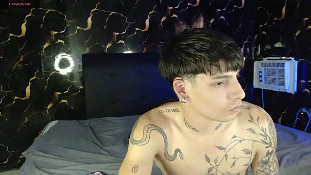 Apolo Hidalgo01 online show from May 2026 09:23:02 PM