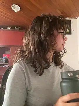 Andi9  online show from September 2025 10:10:01 PM