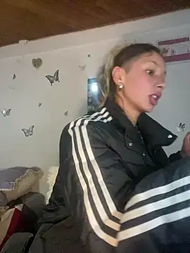 Andi9  online show from February 2025 02:00:01 AM