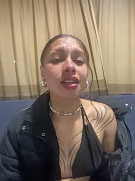 Andi9  online show from January 2025 04:09:01 AM