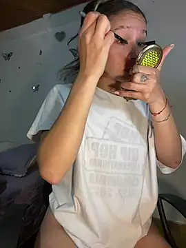 Andi9  online show from December 2024 02:19:02 AM