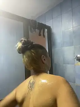 Andi9  online show from January 2025 05:07:02 PM