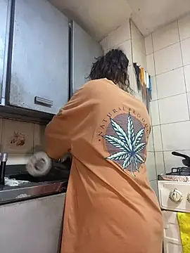 Andi9  online show from January 2025 03:41:02 AM