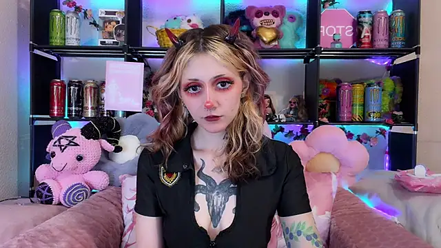Snapshot of _Devill_Baby chatting on May 2026 06:47:02 PM Devill Baby online show from May 2026 06:47:02 PM