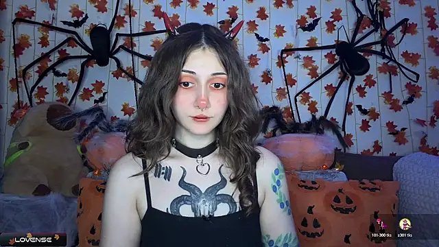 Snapshot of _Devill_Baby chatting on November 2025 07:57:01 PM Devill Baby online show from November 2025 07:57:01 PM