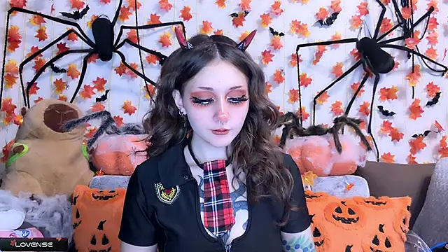 Snapshot of _Devill_Baby chatting on November 2025 05:27:01 PM Devill Baby online show from November 2025 05:27:01 PM