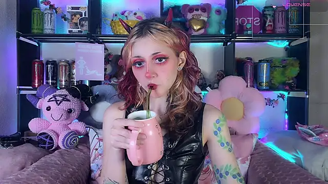 Snapshot of _Devill_Baby chatting on June 2026 09:09:01 PM Devill Baby online show from June 2026 09:09:01 PM