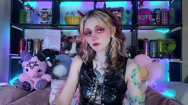 Snapshot of _Devill_Baby chatting on June 2026 06:53:02 PM Devill Baby online show from June 2026 06:53:02 PM