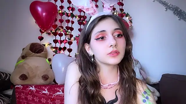 Snapshot of _Devill_Baby chatting on February 2025 05:19:02 AM Devill Baby online show from February 2025 05:19:02 AM