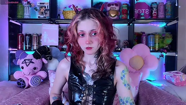 Snapshot of _Devill_Baby chatting on June 2026 08:08:01 PM Devill Baby online show from June 2026 08:08:01 PM