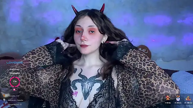 Snapshot of _Devill_Baby chatting on December 2025 08:04:02 PM Devill Baby online show from December 2025 08:04:02 PM