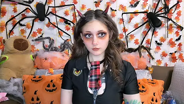 Snapshot of _Devill_Baby chatting on October 2025 07:13:02 PM Devill Baby online show from October 2025 07:13:02 PM