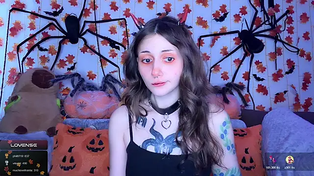 Snapshot of _Devill_Baby chatting on November 2025 07:34:02 AM Devill Baby online show from November 2025 07:34:02 AM