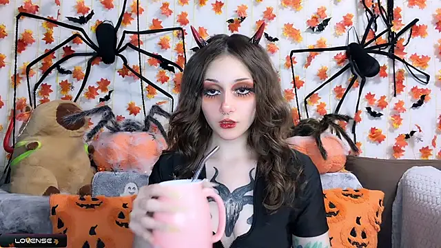 Snapshot of _Devill_Baby chatting on November 2025 05:34:02 PM Devill Baby online show from November 2025 05:34:02 PM