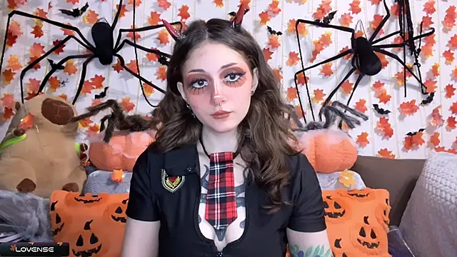 Snapshot of _Devill_Baby chatting on October 2025 05:57:01 PM Devill Baby online show from October 2025 05:57:01 PM