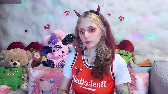 Snapshot of _Devill_Baby chatting on April 2026 06:37:01 PM Devill Baby online show from April 2026 06:37:01 PM