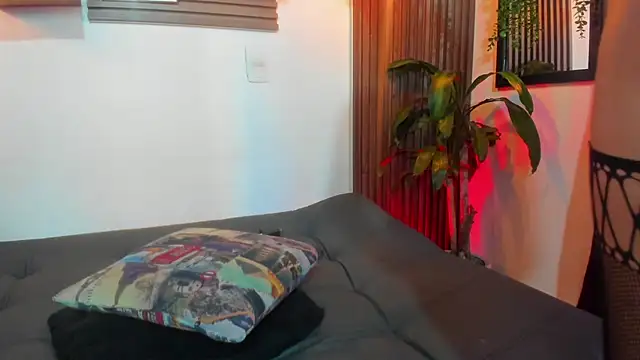 rihannagil online show from September 2025 02:37:02 PM