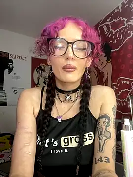 badgirllilli online show from September 2025 01:12:02 AM