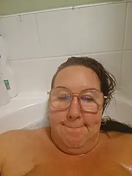 Bekahblows online show from October 2025 10:38:02 PM