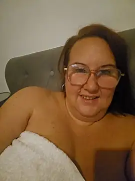 Bekahblows online show from October 2025 09:48:02 PM