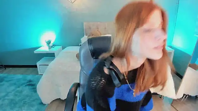 Nora Vennucci online show from October 2025 06:51:01 PM