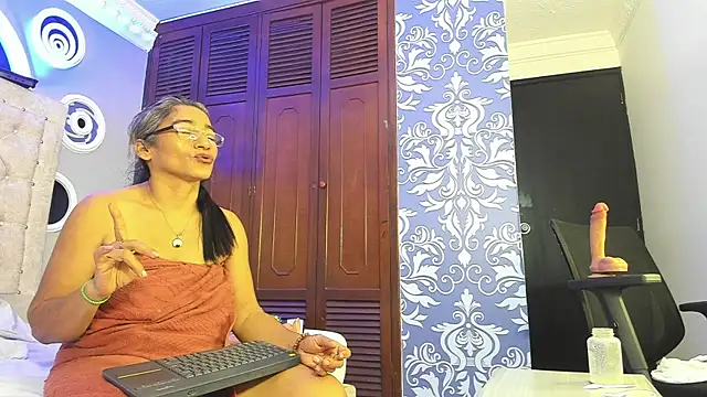 Snapshot of mature_bigass__ chatting on March 2025 09:00:02 PM mature bigass online show from March 2025 09:00:02 PM