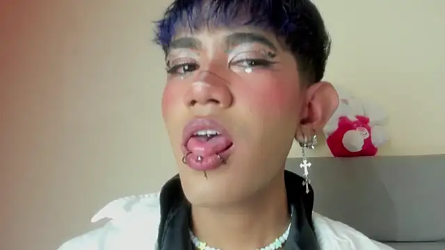 andrew uwu  online show from November 2025 11:42:02 PM