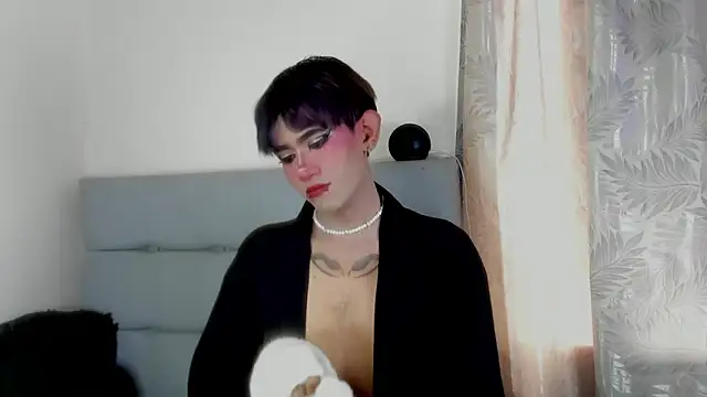andrew uwu  online show from February 2026 07:05:01 PM