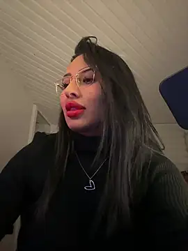 Anily Lovely online show from February 2026 01:02:01 AM