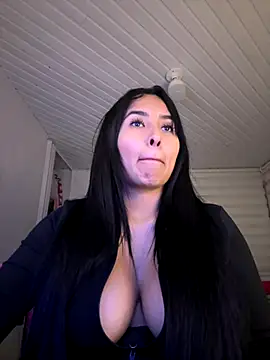 Anily Lovely online show from November 2025 11:52:02 PM