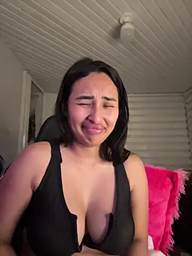 Anily Lovely online show from April 2026 11:39:01 PM