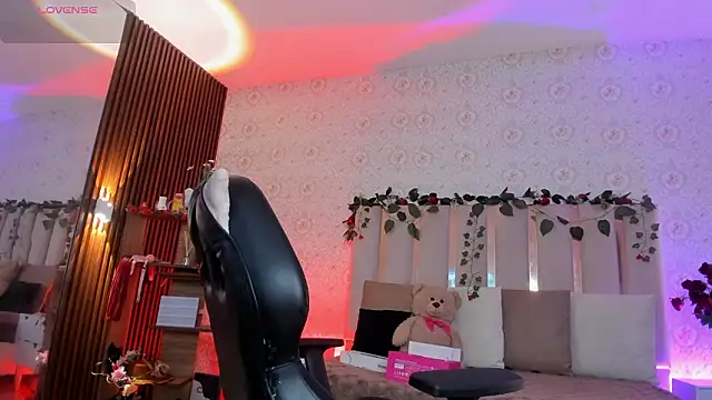 Daphnne tay online show from February 2026 03:36:02 AM