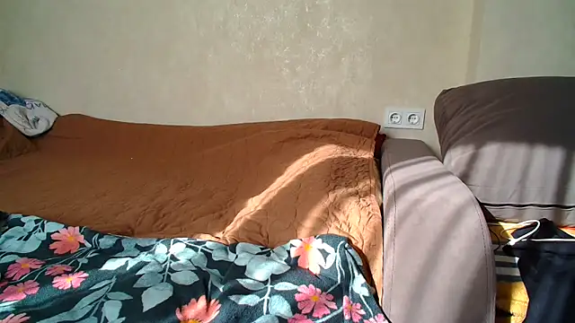 Brionia online show from March 2026 07:15:02 AM