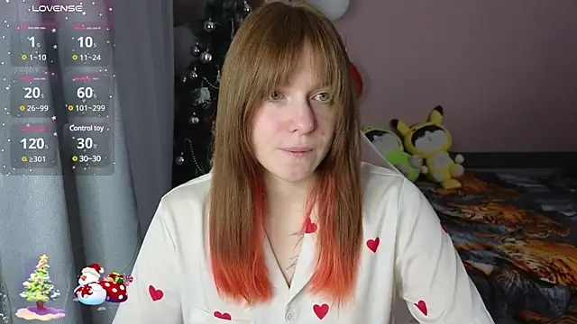 Snapshot of CassieJuice69 chatting on January 2025 03:55:02 PM CassieJuice69 online show from January 2025 03:55:02 PM