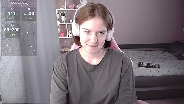 Snapshot of CassieJuice69 chatting on October 2025 01:46:02 PM CassieJuice69 online show from October 2025 01:46:02 PM