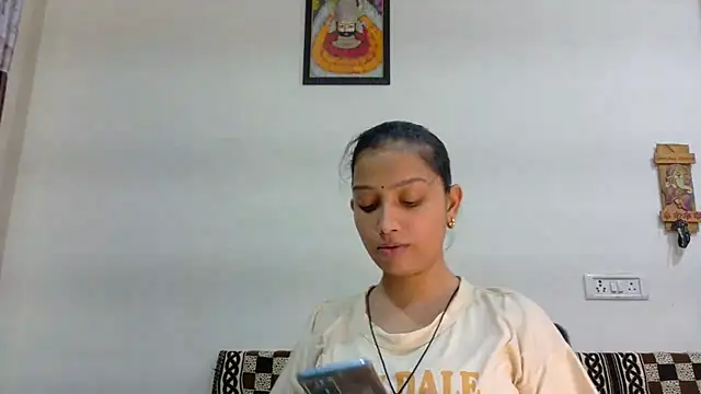 Aleena Rai online show from October 2025 06:09:01 PM