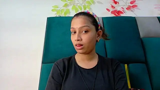 Aleena Rai online show from September 2025 06:03:01 PM